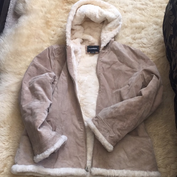 outbrook Jackets & Blazers - Outbrook suede leather hooded jacket size medium faux fur lining warm and cozy
